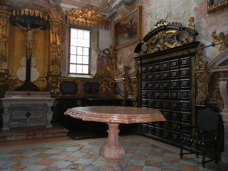 16_sacristie_cathedrale_porto.JPG